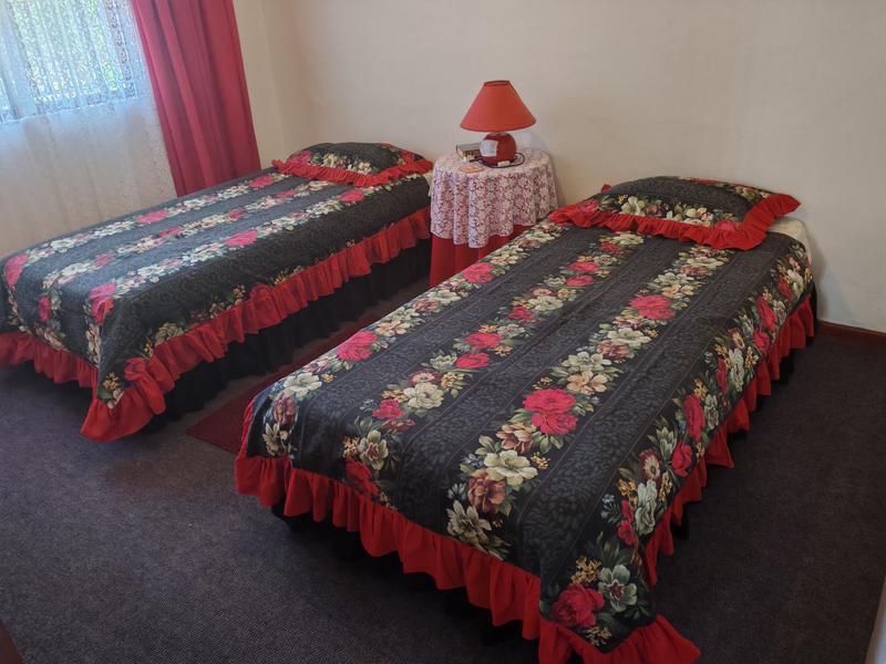 3 Bedroom Property for Sale in Sandbaai Western Cape